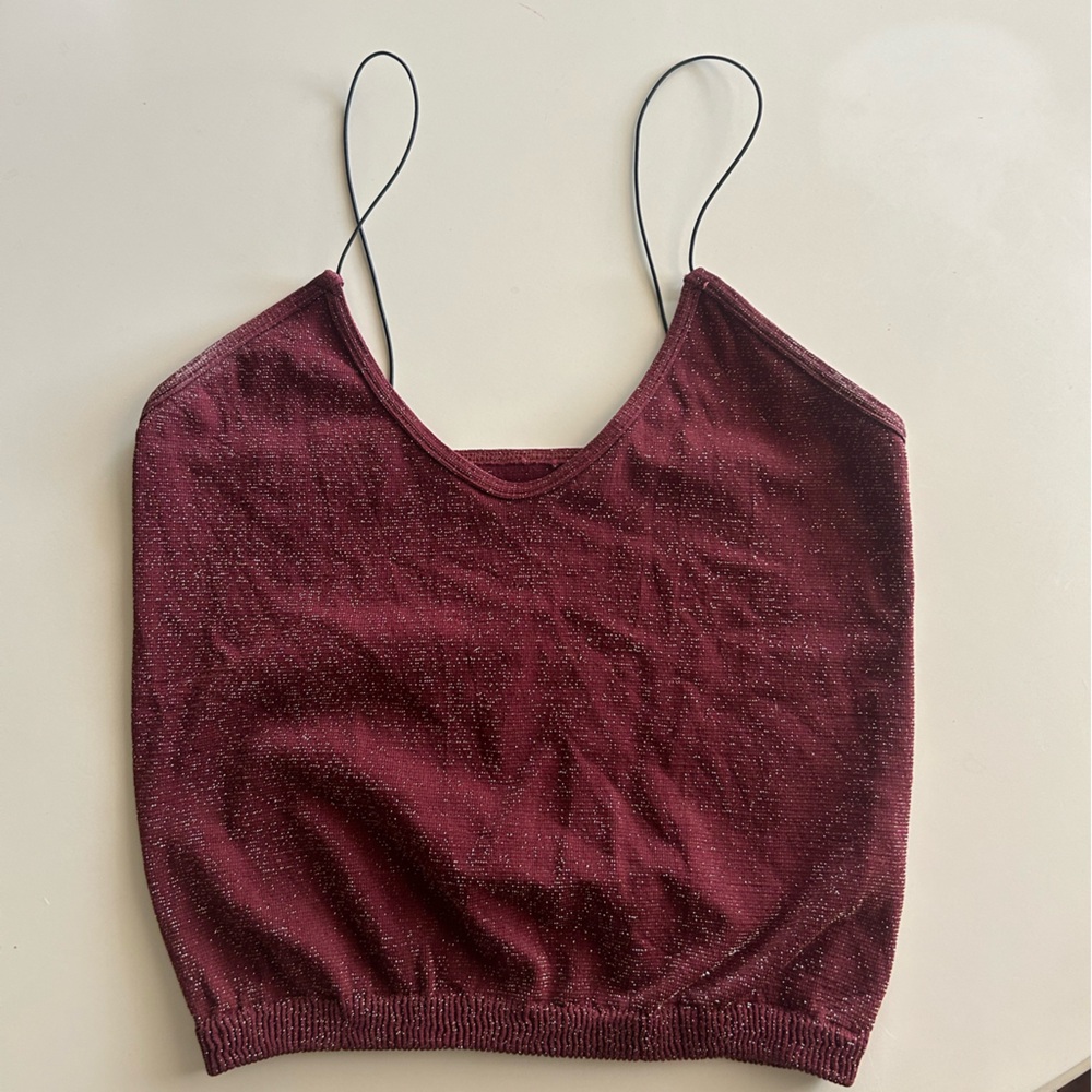 Free People sparkly red top! ❤️